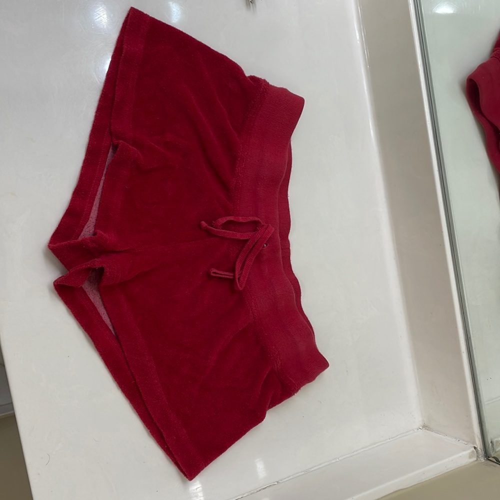 selling shorts